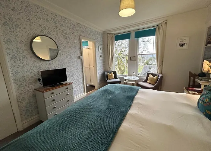 Archway Guest House
